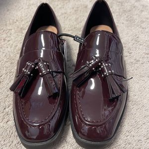 BNWT ZARA heeled loafers (maroon)